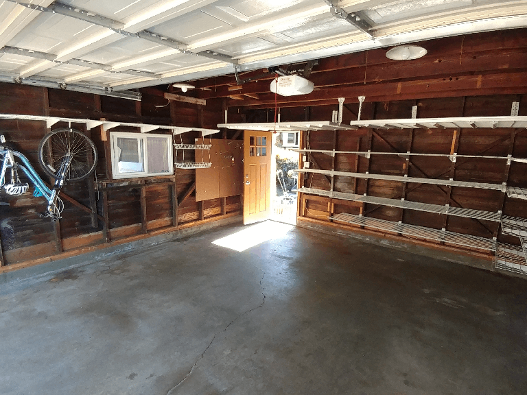Garage-storage-Bellevue-768x576