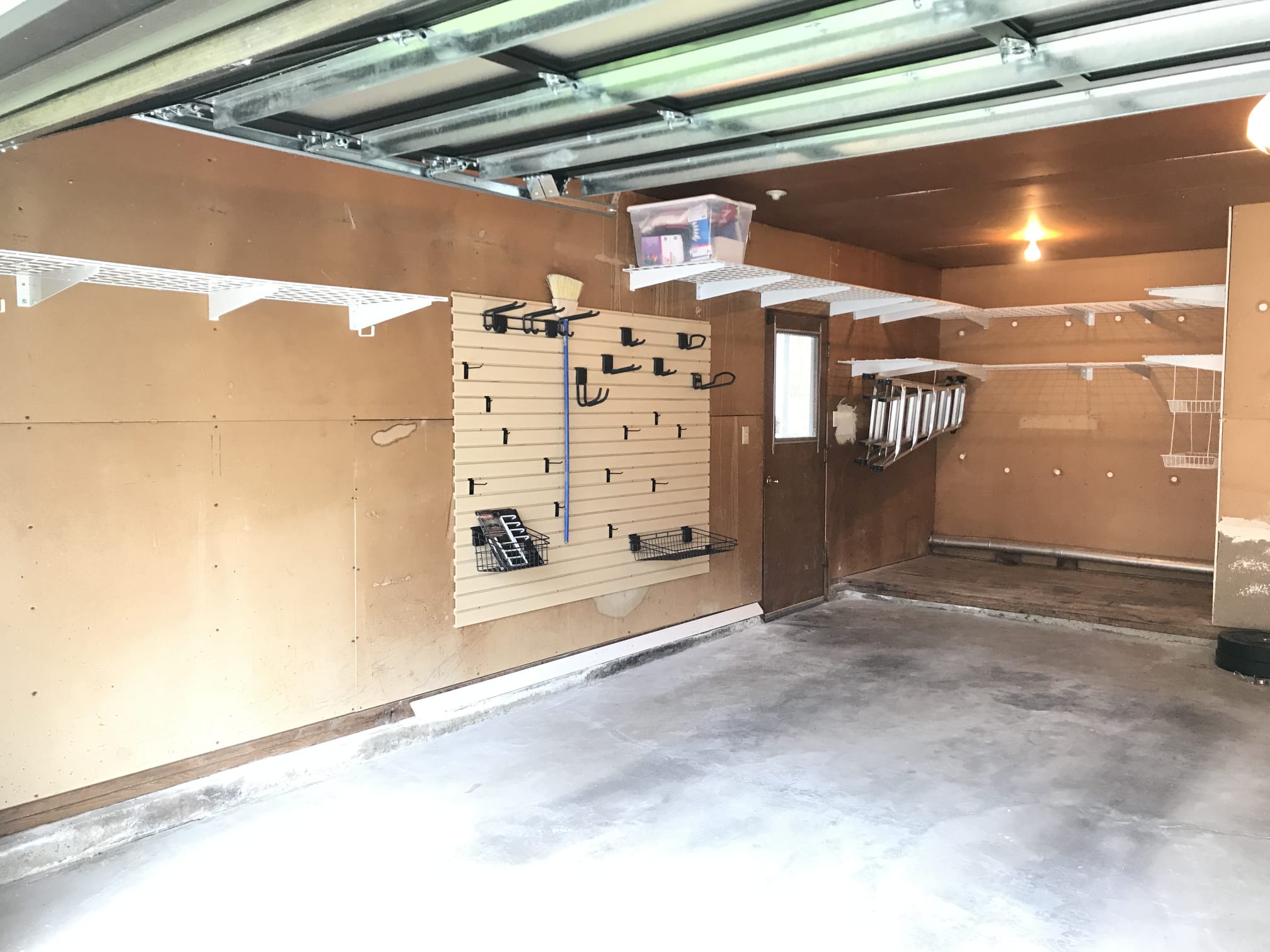 Garage storage, Bellevue